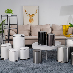 Poubelle de cuisine ovale en acier inoxydable de 30 litres Poubelle PE à commande au pied avec <span class=keywords><strong>couvercle</strong></span> pour maison, hôtel, salle de bain, sac de rangement emballé - Product Image 6