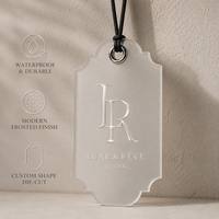 Juego de Etiquetas Colgantes de Papel Sintético Impermeable 2 en 1, Etiquetas de Producto Resistentes a Desgarros con Orificios Reforzados y Corte Personalizado, Hechas en Zhejiang