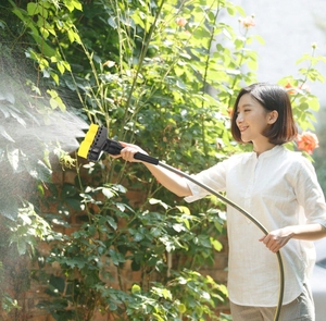 مسدس مياه حديقة يدوي تدفق كبير نماذج سوداء صفراء مع فوهة مسامية بخاخ فوهة متذرية مصنوعة من مادة بلاستيكية متينة - Product Image 6