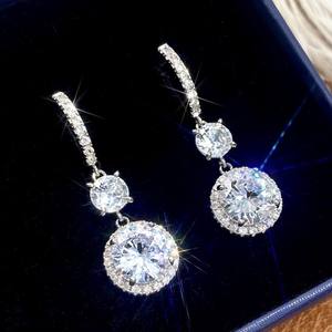 Boucles d'oreilles en or blanc E2670 avec diamants ronds taille brillant couleur D, bijoux de mariage classiques naturels pour femmes - Product Image 4