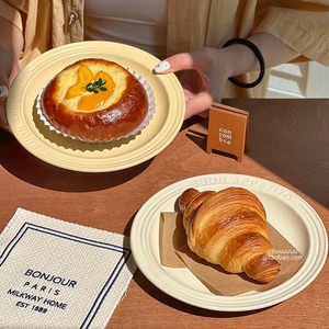 INS Simple En Relief En Céramique Assiette Petit Déjeuner Gâteau Pain Purée Salade Pâtes Dessert Plateau De Service Fête Restaurant Vaisselle - Product Image 5