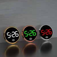 Horloge de voiture numérique pour tableau de bord Stick intérieur automobile lumineux activé par le toucher sur les horloges du véhicule avec affichage de l'heure LED