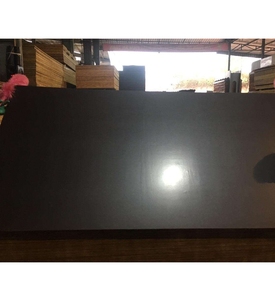 Panneau de contreplaqué filmé noir plat haute densité pour systèmes d'échafaudage – Vente chaude du Vietnam - Product Image 1