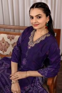 Nuevo conjunto de pantalones Kurta de seda de muselina de diseñador y Dupatta con trabajo manual pesado para colección especial de ropa de fiesta - Product Image 6