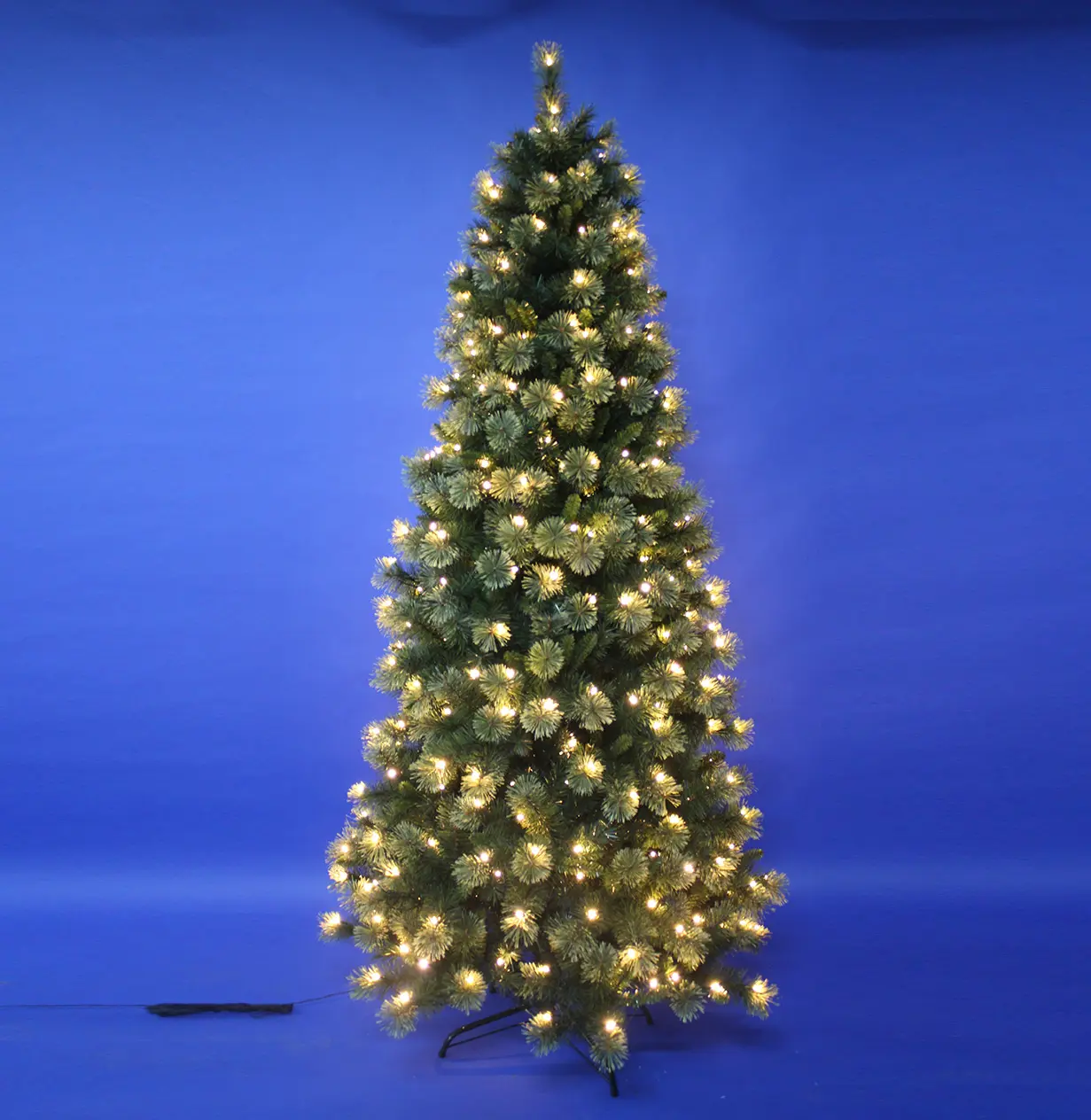 New Design Xmas Decoration Easy to Assemble Pre-lit Slim Christmas Tree