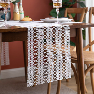 Trung Hoa 2021 Sản Phẩm Mới Hiện Đại Trắng Ren Bảng <span class=keywords><strong>Runner</strong></span> Tùy Chỉnh Kích Thước Dệt Kỹ Thuật Lá Cho Máy Tính Để Bàn Trang Trí Cho Giáng Sinh - Product Image 5