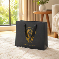 Sacs cadeaux en papier personnalisés de luxe en gros avec ruban et logo doré pour boutiques de vêtements et emballages cosmétiques