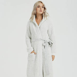 Yly Soft Cozy Luxury Crochet lavorato a maglia in poliestere con cappuccio Robe <span class=keywords><strong>donna</strong></span> Sleepwear felpe con cappuccio Robes <span class=keywords><strong>pigiama</strong></span> <span class=keywords><strong>vestaglia</strong></span> - Product Image 2