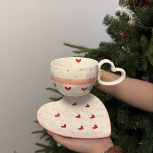 Tasses à café en céramique faites à la main et plats en forme de cœur, ensemble de tasses à thé, mugs et soucoupes en <span class=keywords><strong>porcelaine</strong></span> faits à la main - Product Image 6