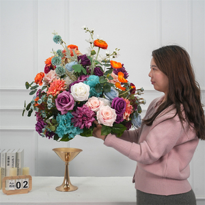 Nuevo diseño de bola de flores grande azul y morada de 50 cm, centro de mesa artificial con forma de bola de flores - Product Image 3
