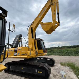 Vente Flash : Excavatrice d'<span class=keywords><strong>occasion</strong></span> Komatsu PC220-8 PC220-7, 22 tonnes, Matériel de Construction - Product Image 2