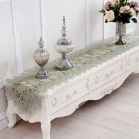 Nappe RUNXI de style européen, motif floral vert clair, 100% polyester, dentelle brodée, pompon, lavable, personnalisable