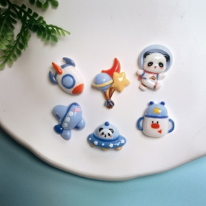 100 Piezas/Bolsa de Dijes de Resina con Temática de Naves Espaciales, Adorables Cuentas de Panda, Cohete y Planeta para Decorar Fundas de Teléfono y Horquillas para el Cabello - Product Image 6