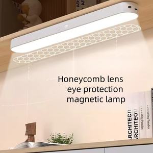 Lampe de lecture et d'apprentissage à LED magnétique rechargeable 800 mA avec protection oculaire et trois températures de couleur - Product Image 3