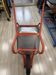 WB6415 <strong>150kg</strong> Loading 85L Metal Tray Industrial Wheelbarrow Heavy Duty <strong>Wheel</strong> <strong>Barrow</strong> - Product Image 3