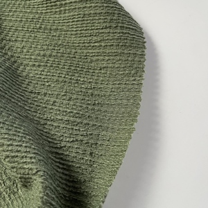 Tissus d'habillement en crêpe tricoté chaîne 160 GSM 155 CM, disponibles en plusieurs couleurs pour le printemps et l'été - Product Image 3