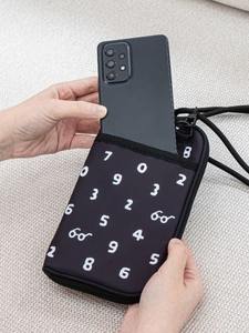 Sac bandoulière minimaliste à impression numérique, portable et universel, pour téléphone, passeport et cartes - Product Image 3