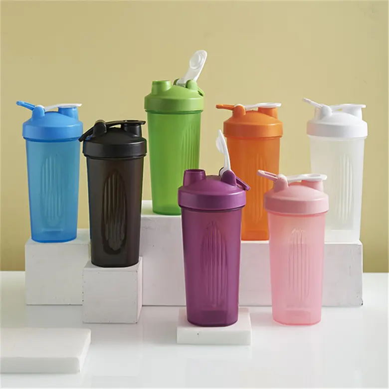 Großhandel Custom 500ml Kunststoff Protein Shaker Gym Fitness Shaker Flasche