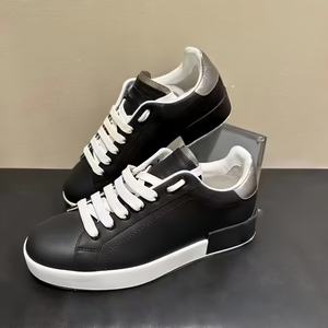 Chaussures en cuir de haute qualité, chaussures de sport pour hommes et femmes, baskets de luxe, chaussures de course, chaussures décontractées, chaussures de marche, chaussures de skate - Product Image 5