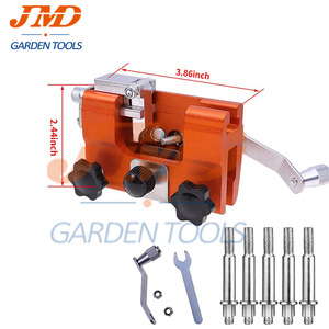 <span class=keywords><strong>Kit</strong></span> d'affûtage <span class=keywords><strong>de</strong></span> scie à chaîne à main pratique Aiguiseur <span class=keywords><strong>de</strong></span> chaîne à main portable en alliage d'aluminium Outil d'affûtage <span class=keywords><strong>de</strong></span> chaîne à manivelle portable - Product Image 4