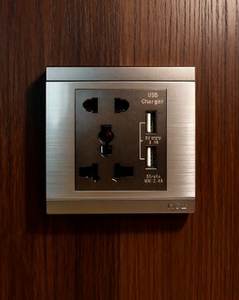 Prise universelle MGA en acier inoxydable 304, cuivre, ignifuge, PC, SPCC, fer, avec chargeur USB - Product Image 3