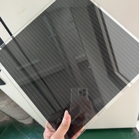 Le bâtiment Bipv a intégré les panneaux solaires transparents CDTE enduisant les façades en verre 100w