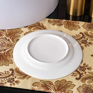 Elegante Juego de Vajilla de Porcelana con Diseño Geométrico Dorado Vintage y Estampado de Animales de la Selva en Gris - Product Image 6