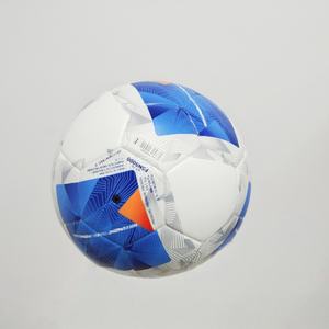 Nuevo Balón de Fútbol 2026 de Alta Calidad en Cuero PU, Tamaño 5, con Logotipo Personalizado para Partidos Oficiales - Product Image 2