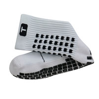 Vente en gros OEM Chaussettes antidérapantes personnalisées de haute qualité avec logo personnalisé Chaussettes de sport athlétiques pour hommes Chaussettes de football antidérapantes