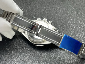 Reloj Mecánico para Hombre con Apariencia Elegante y Estilizada, Combinación de Colores, Manecillas Luminosas y Diseño Meticuloso - Product Image 3