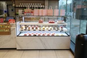 Ba Lớp Thiết Bị Làm Lạnh Bánh Hiển Thị Cửa Kính Thương Mại Showcase Bánh Hiển Thị Tủ Lạnh - Product Image 3