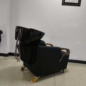 Sillón de peluquería con lavacabezas profesional para salón de belleza - Product Image 4