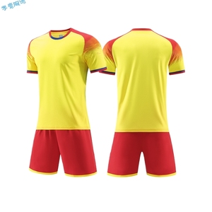 <span class=keywords><strong>Maillot</strong></span> de football rétro personnalisé 2026 – <span class=keywords><strong>Maillot</strong></span> de club européen au design classique inspiré de Mbappé et Ronaldo – Vente en gros usine - Product Image 3