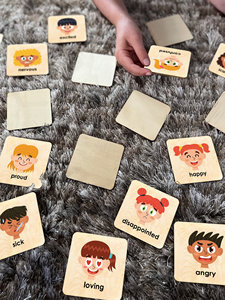 Tùy Chỉnh Montessori Bằng Gỗ Cảm Xúc Trò Chơi Bộ Nhớ Thẻ Học Tập Cảm Xúc Trò Chơi Cho Trẻ Mới Biết Đi Giáo Dục Gỗ Mầm Non Đồ Chơi Trẻ Em - Product Image 3