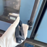 Pièces moulées par injection PPS, plus légères que le métal et plus résistantes que les plastiques ordinaires, traitement d'injection personnalisé disponible
