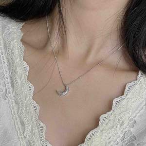 สร้อยคอจี้เพชรเหลืองทรงน้ำตาลกรวดเล็ก ดีไซน์หรูหรา ทำจากเงินแท้ S925 ประดับเพชรคาร์บอนสูง สำหรับคนมีระดับ - Product Image 1