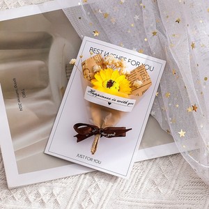 การ์ดอวยพรดอกไม้แห้งช่อเล็ก ดอกยิปโซฟิลลาและดอกกุหลาบอัดรูป สำหรับงานแต่งงาน <span class=keywords><strong>วัน</strong></span><span class=keywords><strong>เกิด</strong></span> และมอบเป็นของขวัญ - Product Image 6