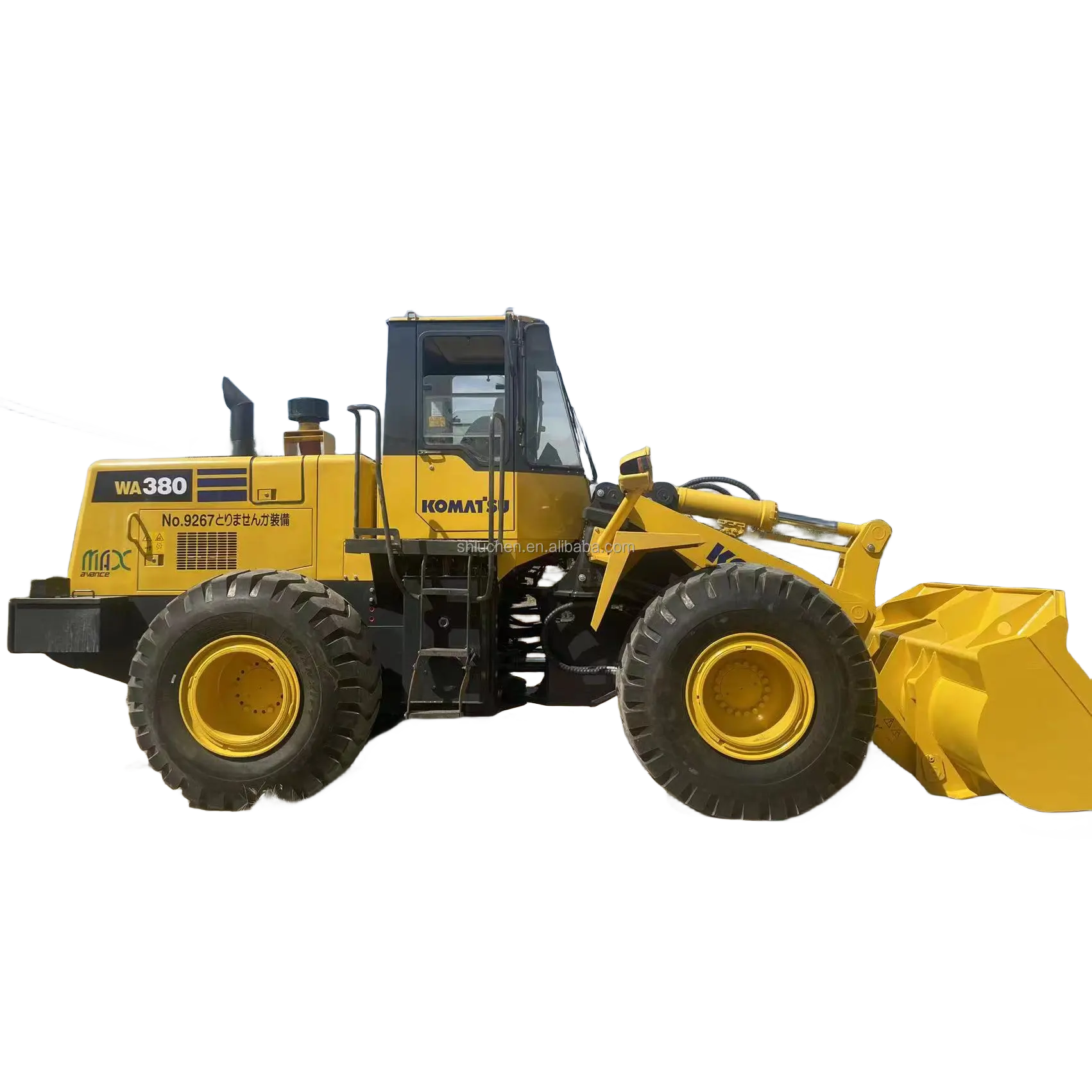 الجهاز المحمول Komatsu WA380 المستعمل من شركة Komatsu به جودة عالية وأسعار مخفضة في المخزون في اليابان، الجهاز المحمول المستعمل Komatsu به جبهة أمامية، الجهاز المحمول المستعمل