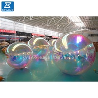 Ballon gonflable arc-en-ciel irisé, boule miroir irisée pour la décoration publicitaire