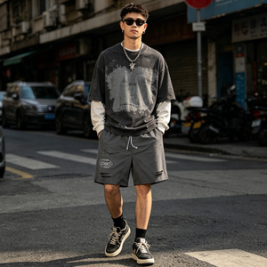 Shorts Bermuda déchirés gris pour hommes, taille mi-haute, cordon de serrage, couleur unie, logo frontal, en coton respirant, style tricoté - Product Image 1
