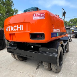 Excavadora Usada en Buen Estado HITACHI EX100WD de 10 Toneladas, Excavadora de Ruedas de Segunda Mano de Alta Calidad con Entrega Global - Product Image 3