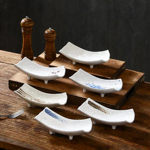 <span class=keywords><strong>Plateau</strong></span> à sushi créatif en forme de bateau Plat à sashimi en céramique de style japonais Assiette de service rétro émaillée en grès unique - Product Image 6