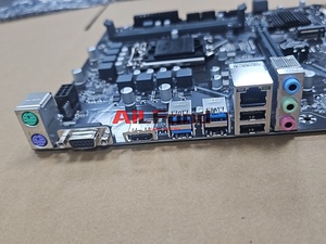 Tarjeta Madre para Juegos B560M D2VX SI LGA1200 con Memoria DDR4 de 64GB - Product Image 2