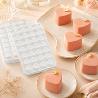 Akoko Multi-Link Outil de cuisson pour sandwich à dessert occidental français Petit coeur Mousse Moule en silicone pour gâteau Outils pour gâteau