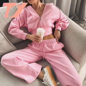 Completo Sportivo da Donna TUOYI con Logo Personalizzato, <span class=keywords><strong>Taglie</strong></span> <span class=keywords><strong>Forti</strong></span>, Vestibilità Comoda, Set Due Pezzi per Allenamento e Tempo Libero - Product Image 1