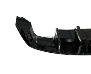 Diffuseur arrière de voiture en ABS noir brillant personnalisé en usine pour Seat Leon Cupra/FR 3F 2016 2017 2018 2019 - Product Image 2