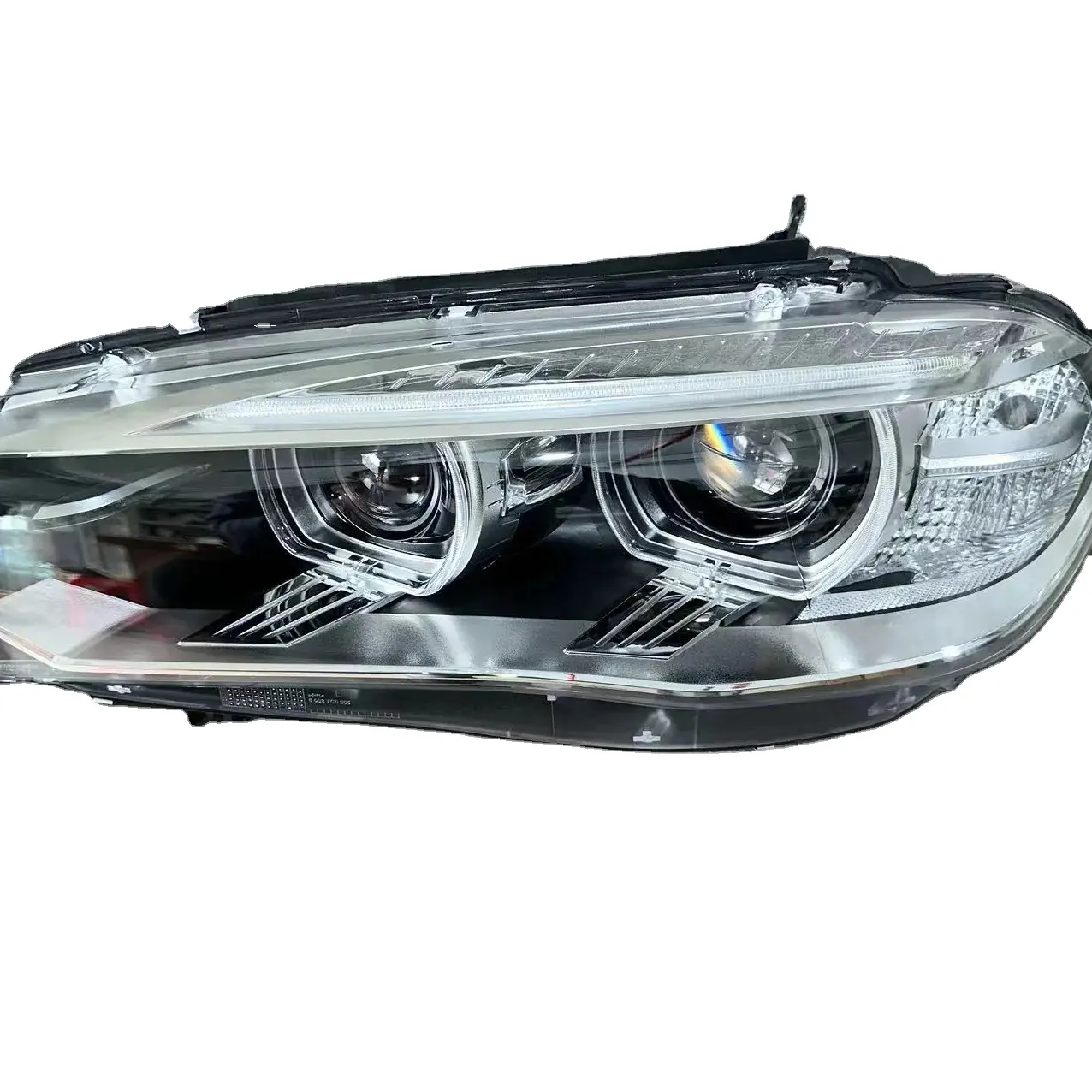 Hot selling products F15X6X5 European and American version of LED headlight lighting fixtures are suitable for BMW 63117317109