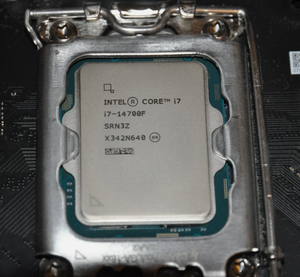 Para el Procesador Core I7-14700F, 20 Núcleos, LGA 1700, Alto Rendimiento, Frecuencia de 5.4GHz, Ofrece una Potencia de Procesamiento Excepcional. M - Product Image 3