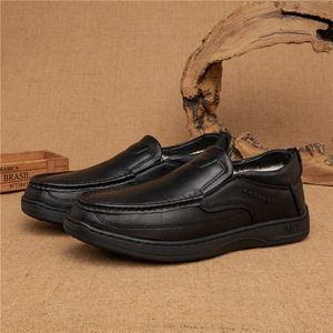 Mocassins en cuir véritable pour hommes, bout rond, noir, semelle en caoutchouc rembourrée, toutes saisons, doublure en fourrure, semelle intermédiaire en EVA - Product Image 1