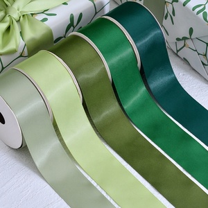 Grosir Pabrik 2.5cm wajah tunggal 50 yard menghias pohon Natal pita Satin warna Solid untuk acara pernikahan Natal - Product Image 2